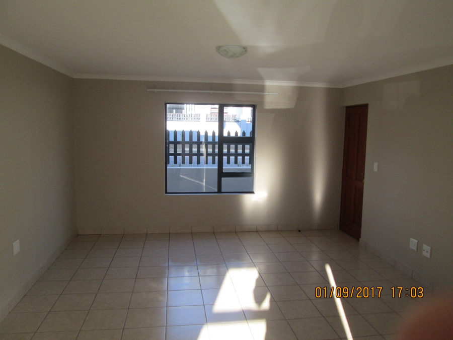 To Let 2 Bedroom Property for Rent in Burgundy Estate Western Cape